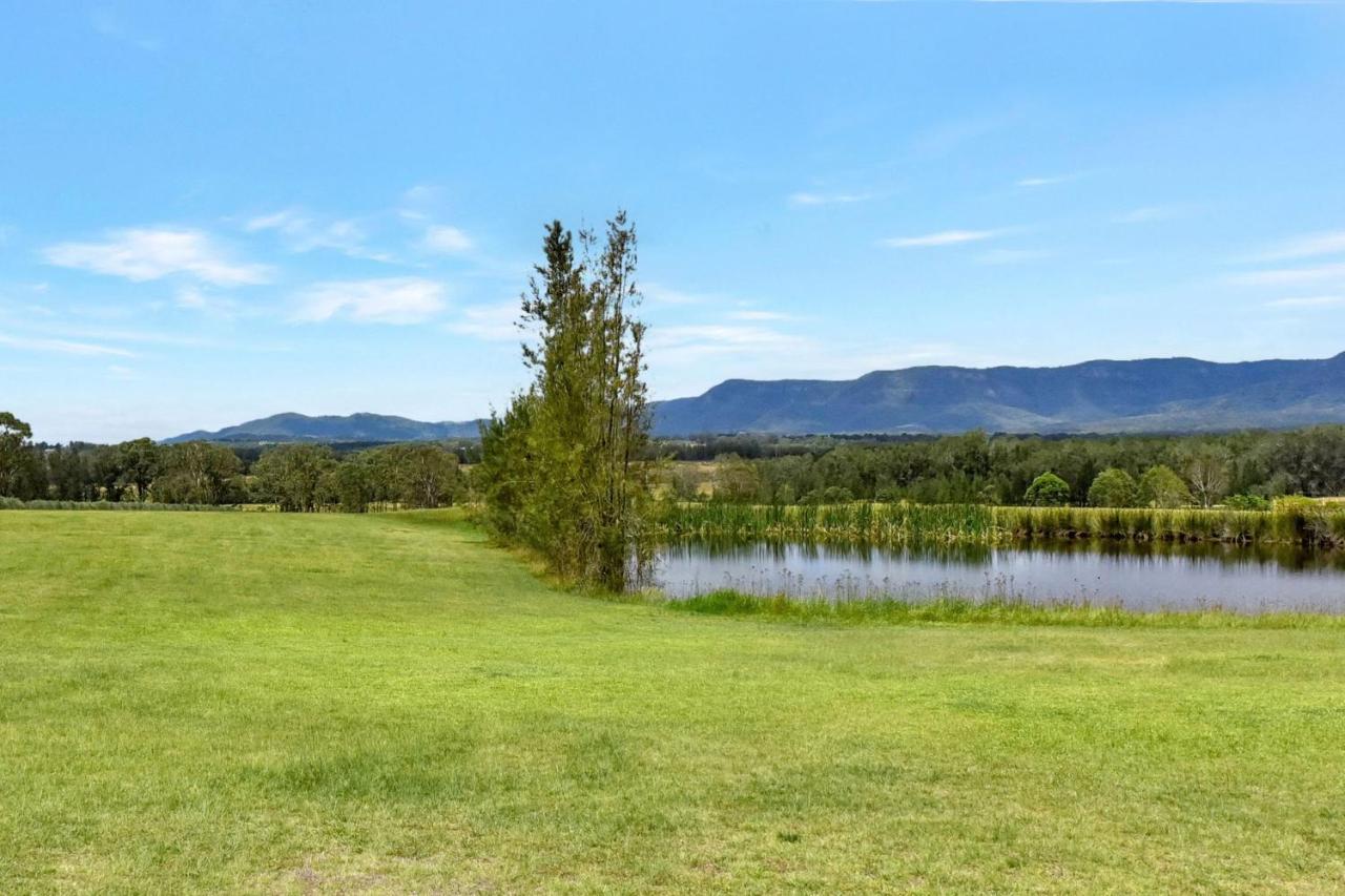 Silver Springs 6Br Luxury Homestead Rothbury Exterior foto